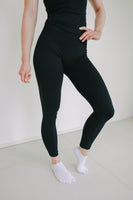Sculpting High-Waisted Training Leggings