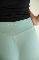 Sculpting High-Waisted Training Leggings